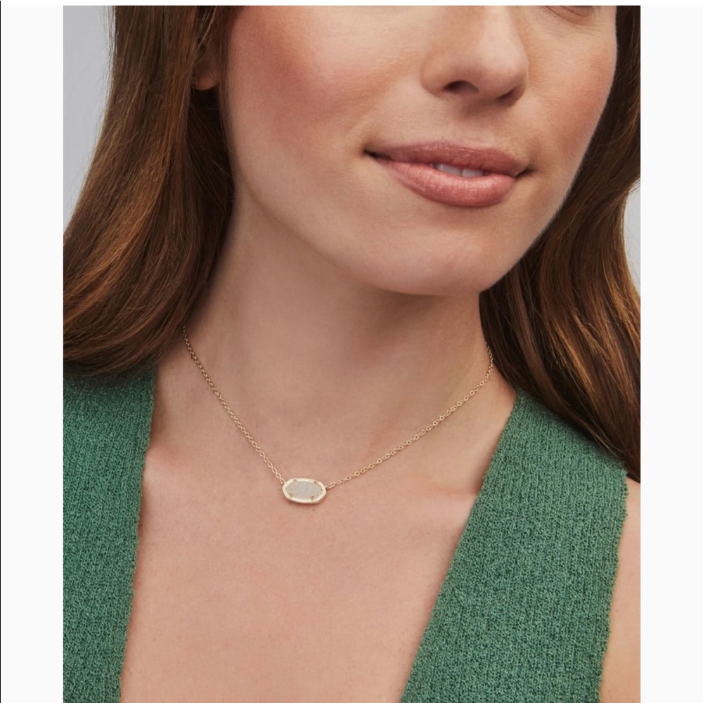 Kendra Scott Elisa Gold Pendant Necklace In Iridescent Drusy